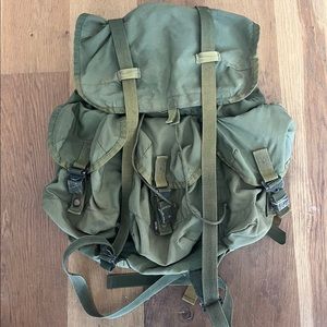 US Military Army Green
Rucksack Alice Pack Nylon
Backpack